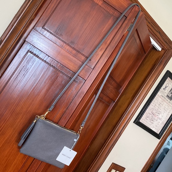 Anna Chang Purse w keychain or wristlet - Picture 6 of 8